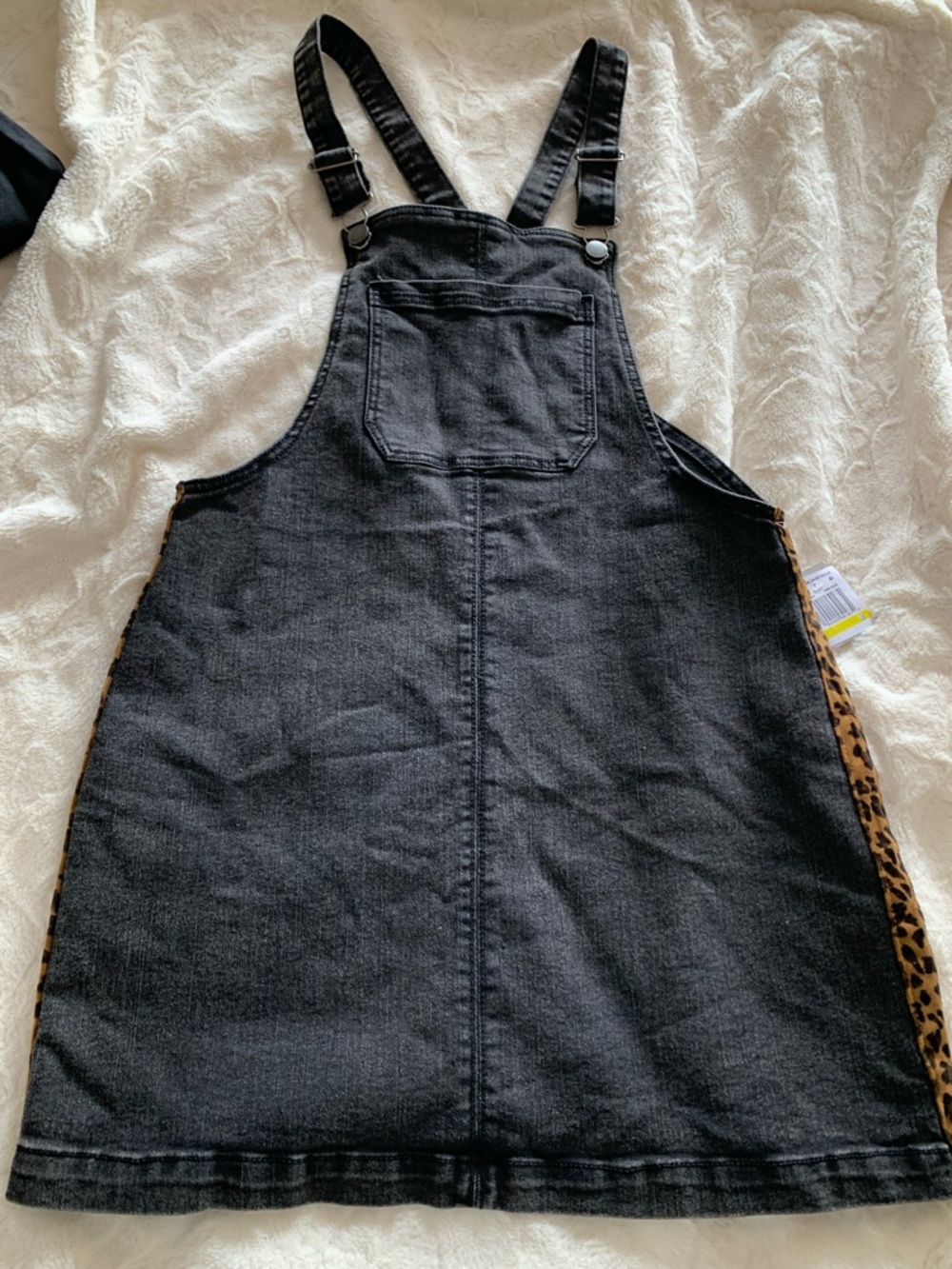 Tinsel Town Juniors Med Black denim skirtall “Jamie Wash”